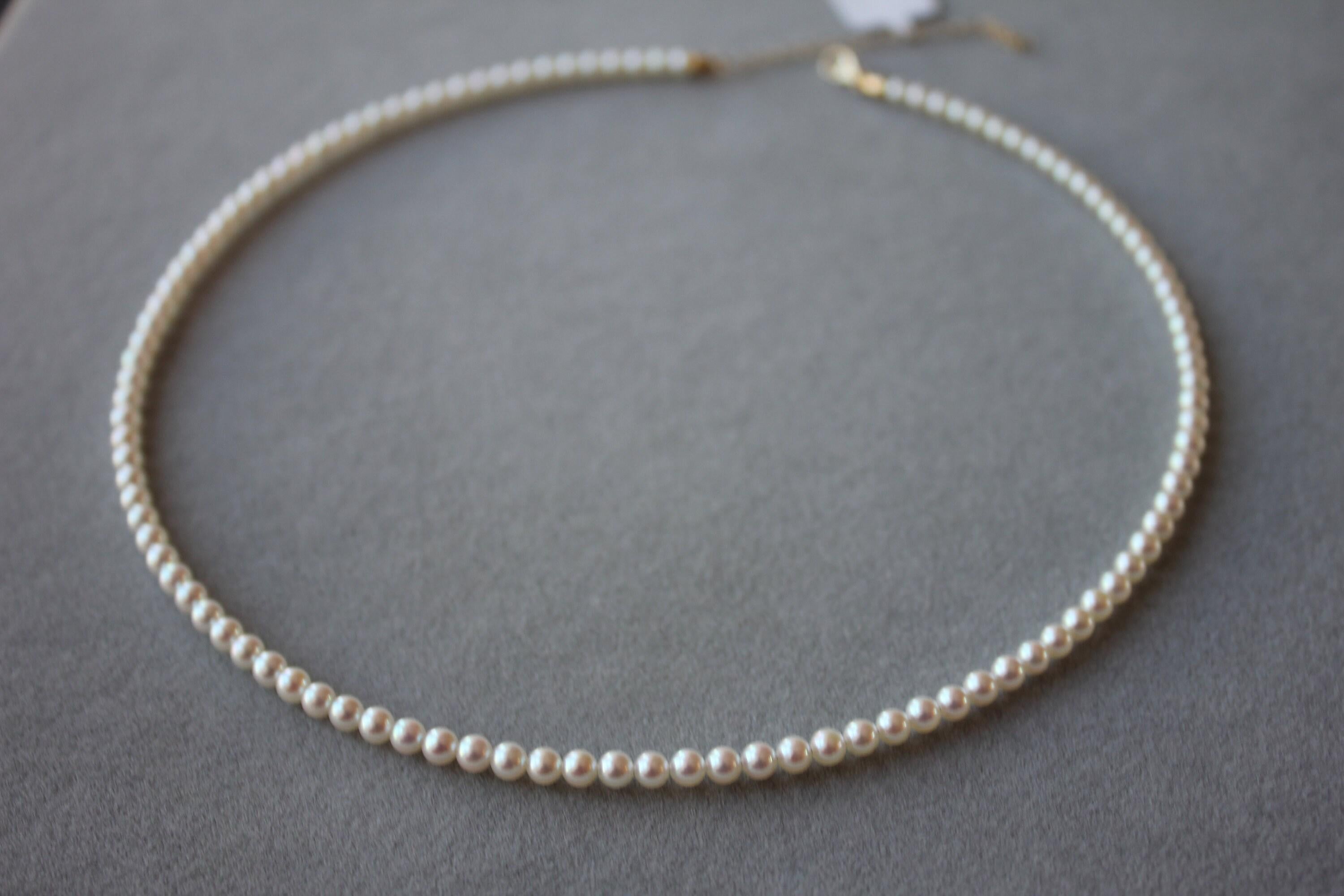 14 Karat Yellow Gold White Akoya Pearl Bead Layer Dainty Classic Beautiful White