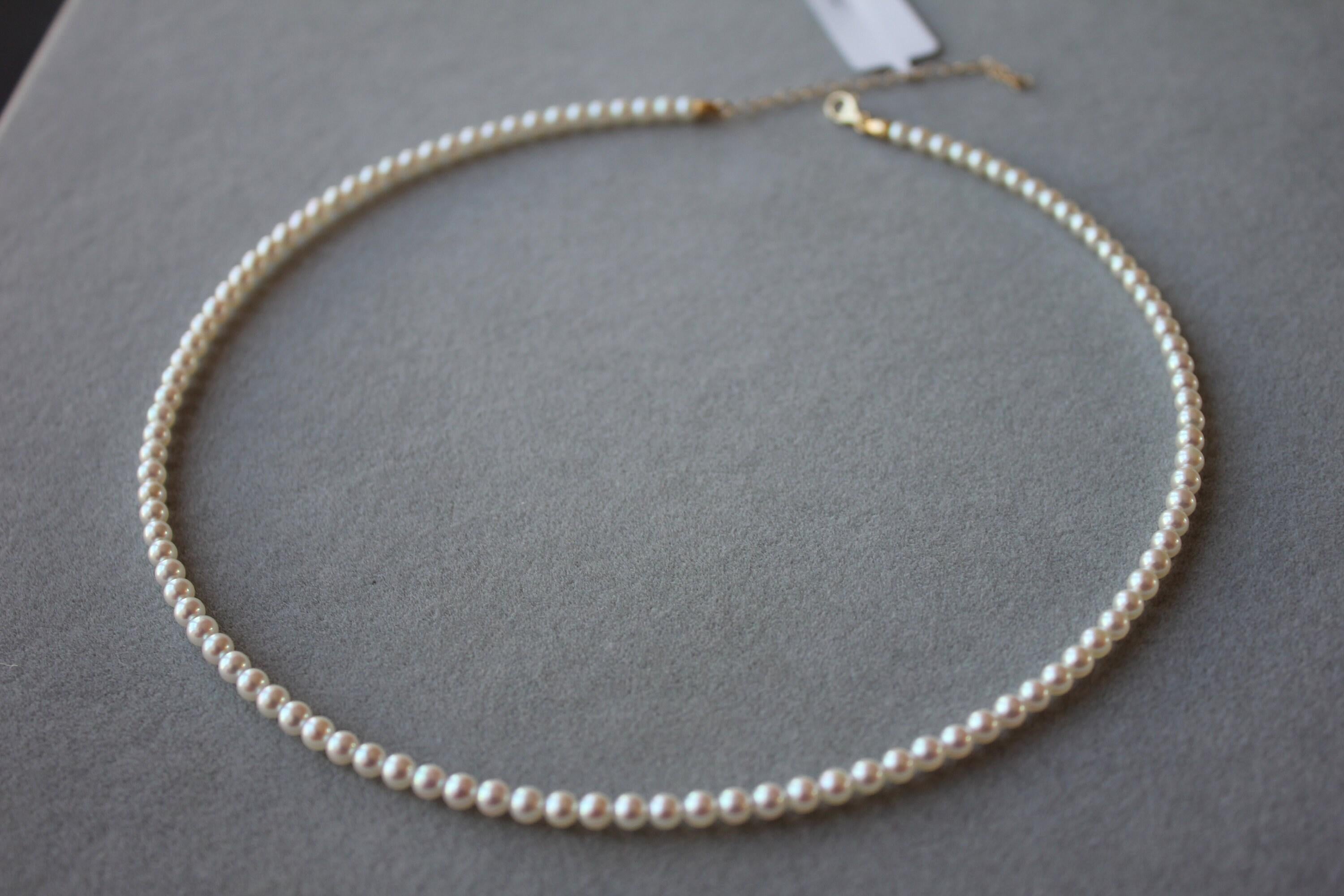 14 Karat Yellow Gold White Akoya Pearl Bead Layer Dainty Classic Beautiful White
