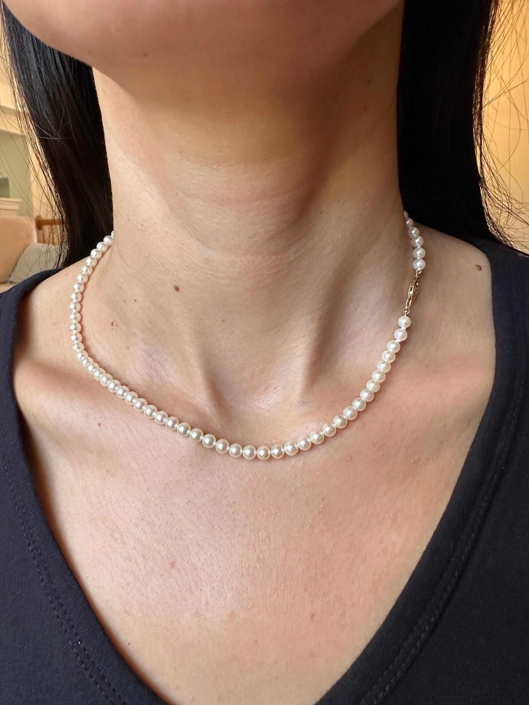 14 Karat Yellow Gold White Akoya Pearl Bead Layer Dainty Classic Beautiful White