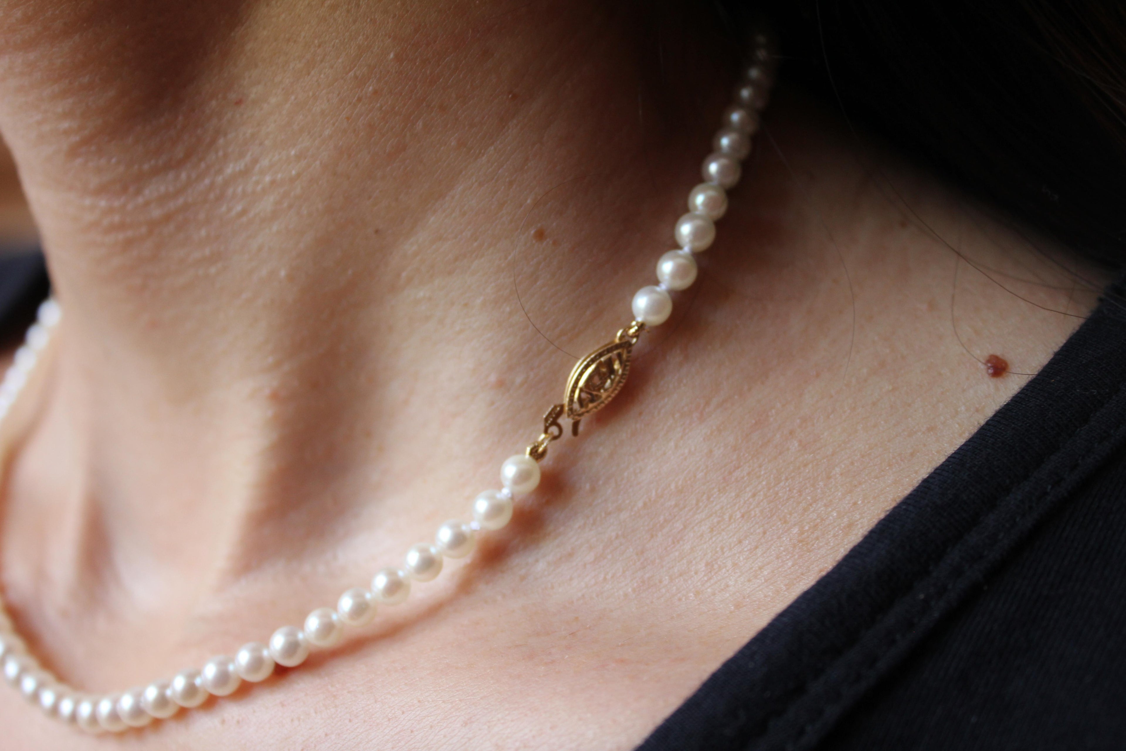 14 Karat Yellow Gold White Akoya Pearl Bead Layer Dainty Classic Choker Necklace