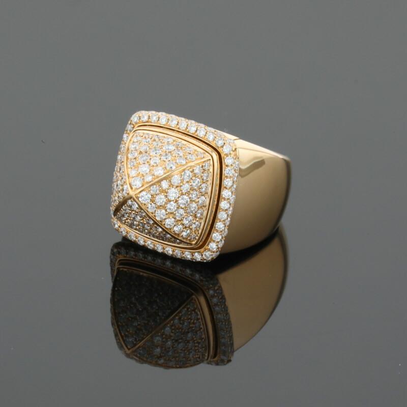 Fred Pain de Sucre Diamonds & 18K Yellow Gold Signet Ring