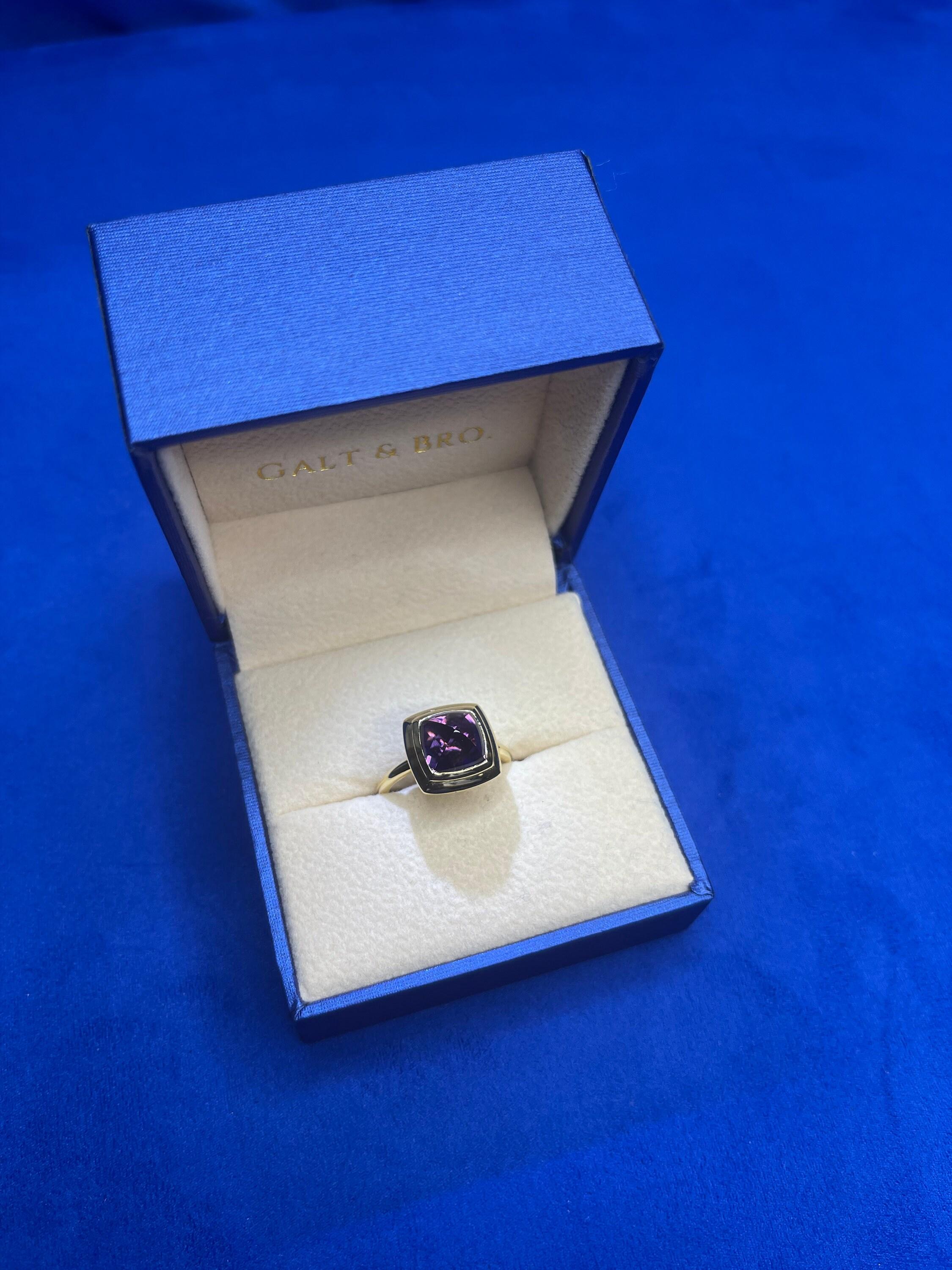 Amethyst Sugarloaf Cabochon Mountain Pyramid Cone Cocktail Statement Solitaire 1