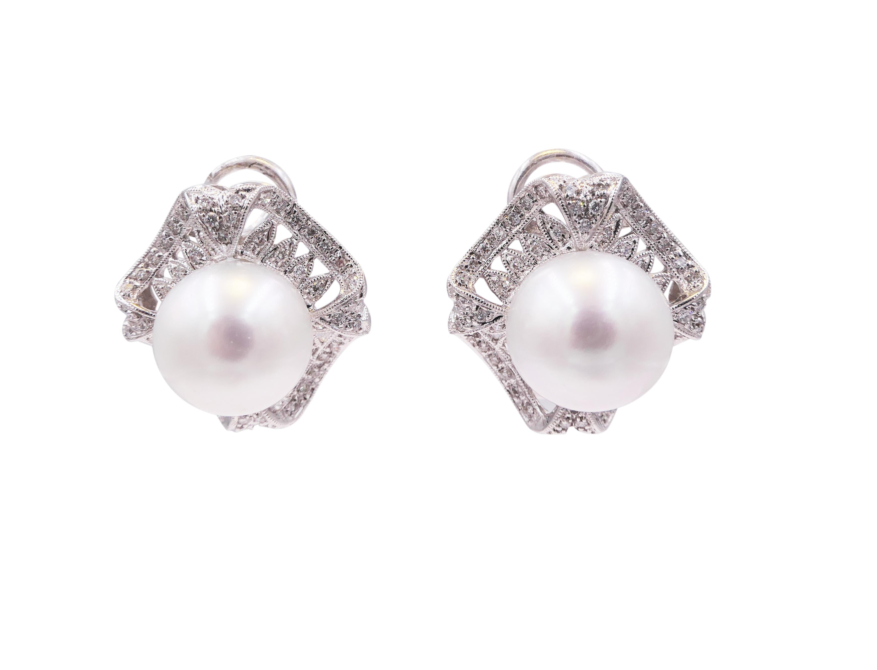 Art Deco Pearls - Earrings