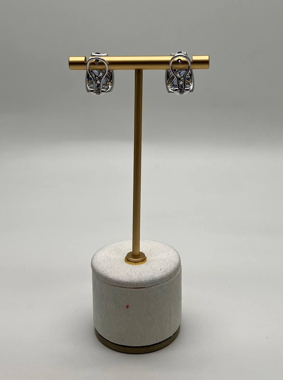 Dark Light Hue Blue Sapphire Cluster Diamonds Pave White Gold Huggie Earrings