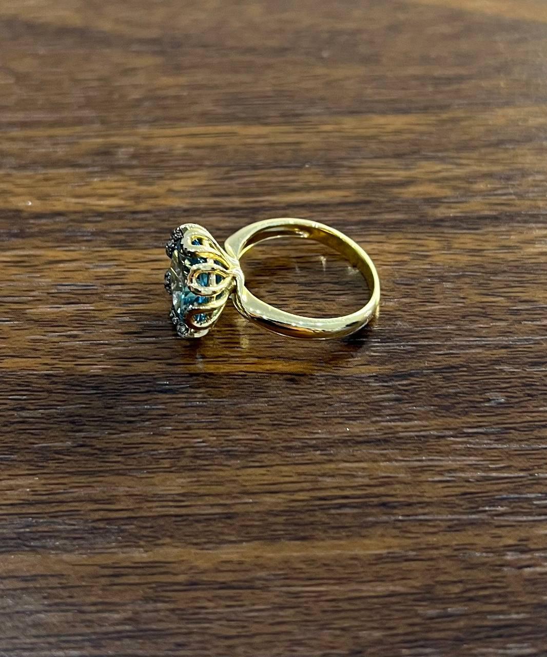 Round Swiss Blue Topaz Floral Flower Setting 14K Yellow Gold Diamonds Ring