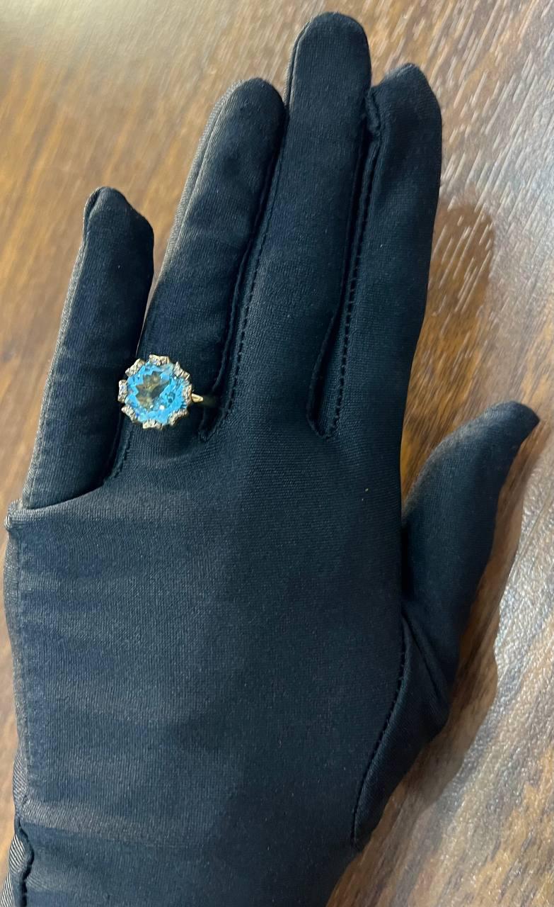 Round Swiss Blue Topaz Floral Flower Setting 14K Yellow Gold Diamonds Ring