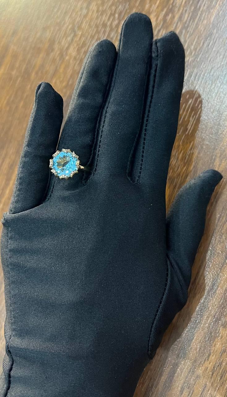 Round Swiss Blue Topaz Floral Flower Setting 14K Yellow Gold Diamonds Ring