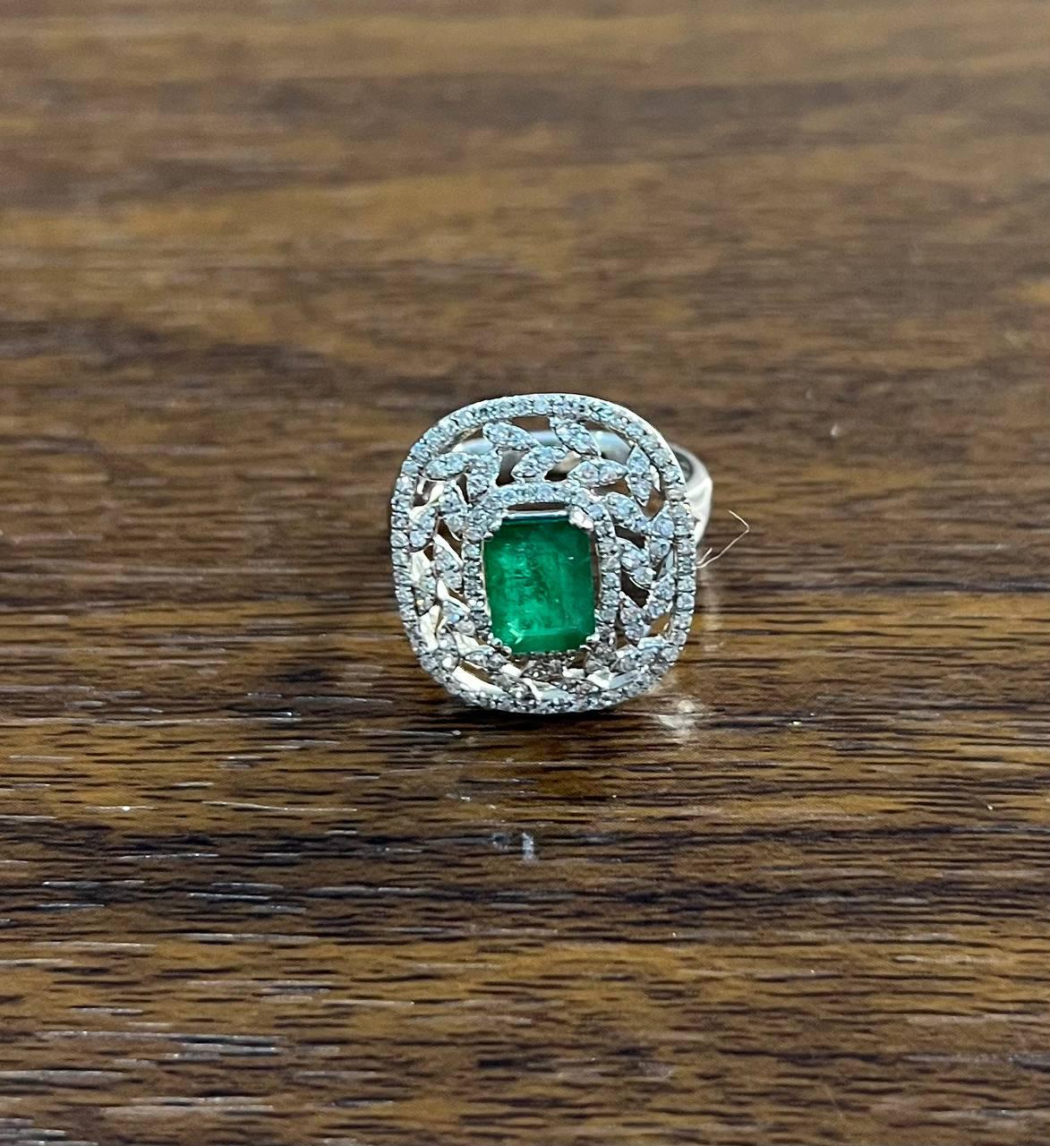 Green Emerald Leaf Leaves Wreath Diamond Halo 14K White Gold Cocktail Ring