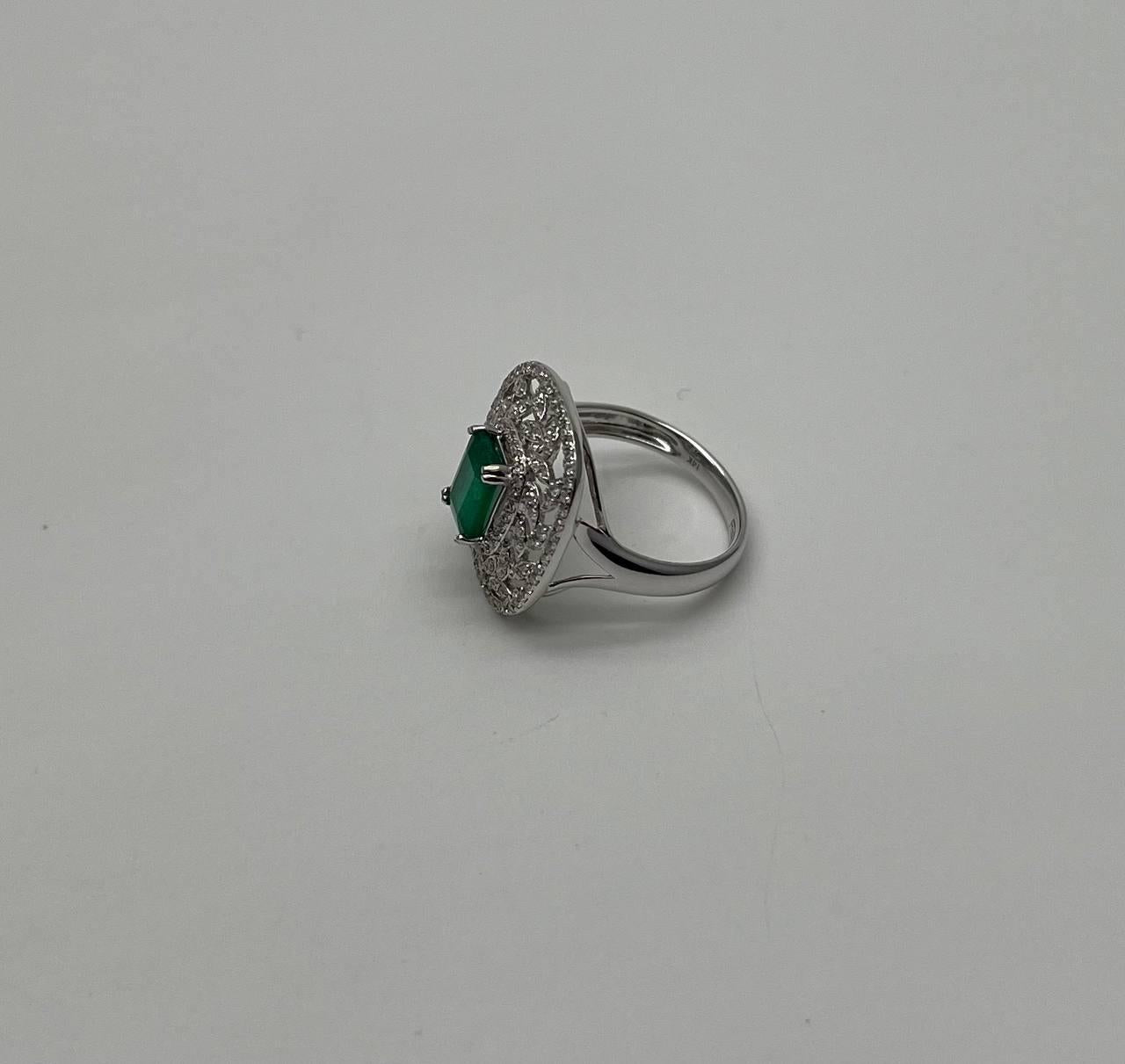 Green Emerald Leaf Leaves Wreath Diamond Halo 14K White Gold Cocktail Ring
