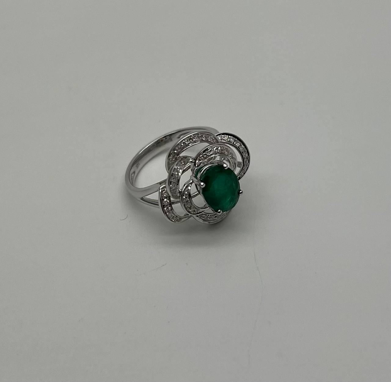 Oval Shape Green Emerald 14K White Gold Diamond Halo Floral Flower Spirals Ring