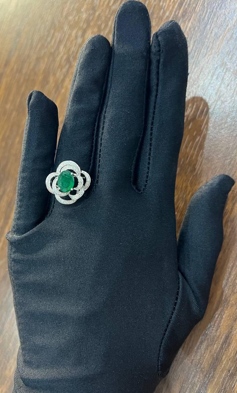 Oval Shape Green Emerald 14K White Gold Diamond Halo Floral Flower Spirals Ring