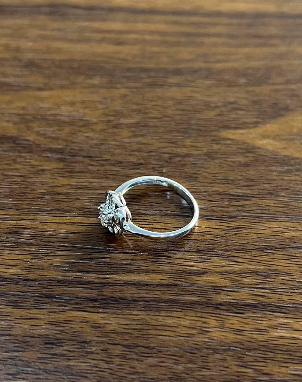 Diamond Floral Flower Petals Motif Baguette 14K White Gold Dainty Statement Ring