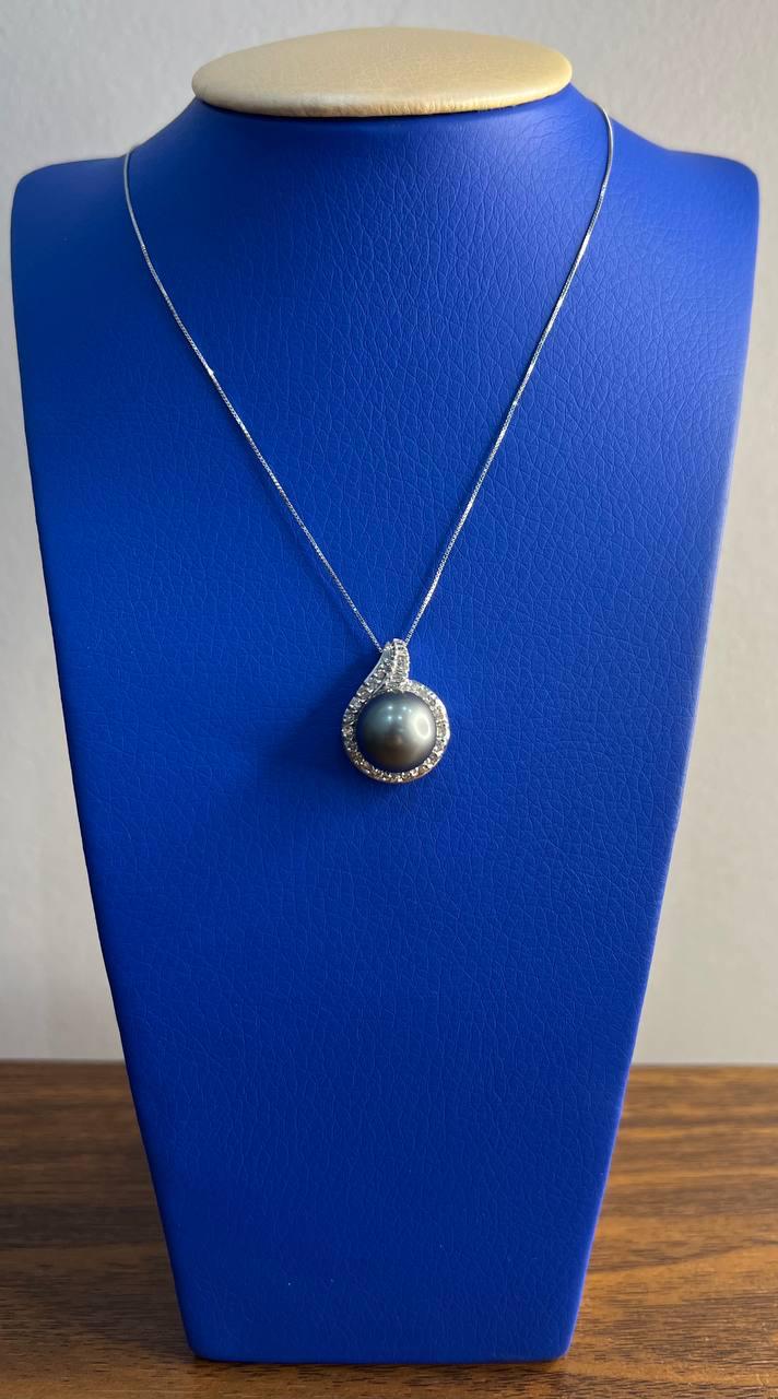 Silver Grey Black Tahitian Pearl Diamonds Halo 14K White Gold Pendant Necklace