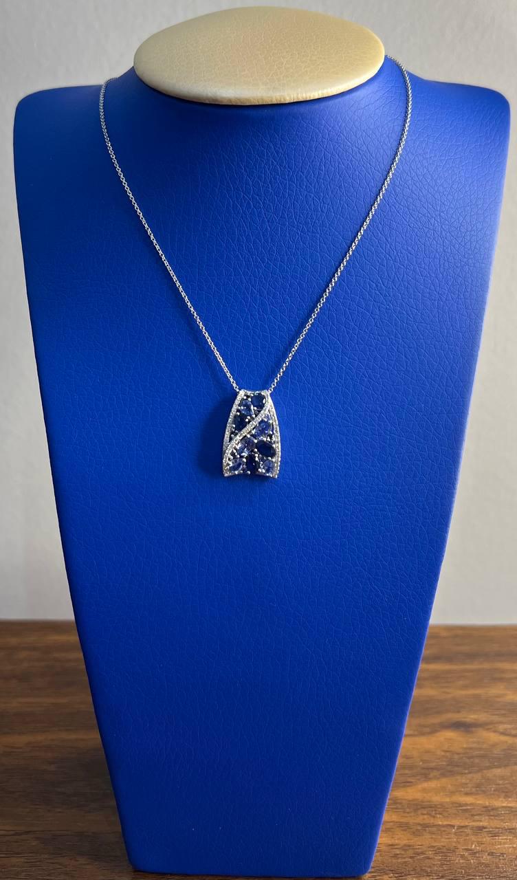 Dark Light Hue Blue Sapphire Cluster Diamonds Pave White Gold Pendant Necklace