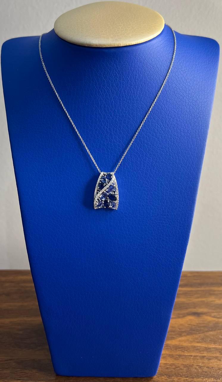 Dark Light Hue Blue Sapphire Cluster Diamonds Pave White Gold Pendant Necklace