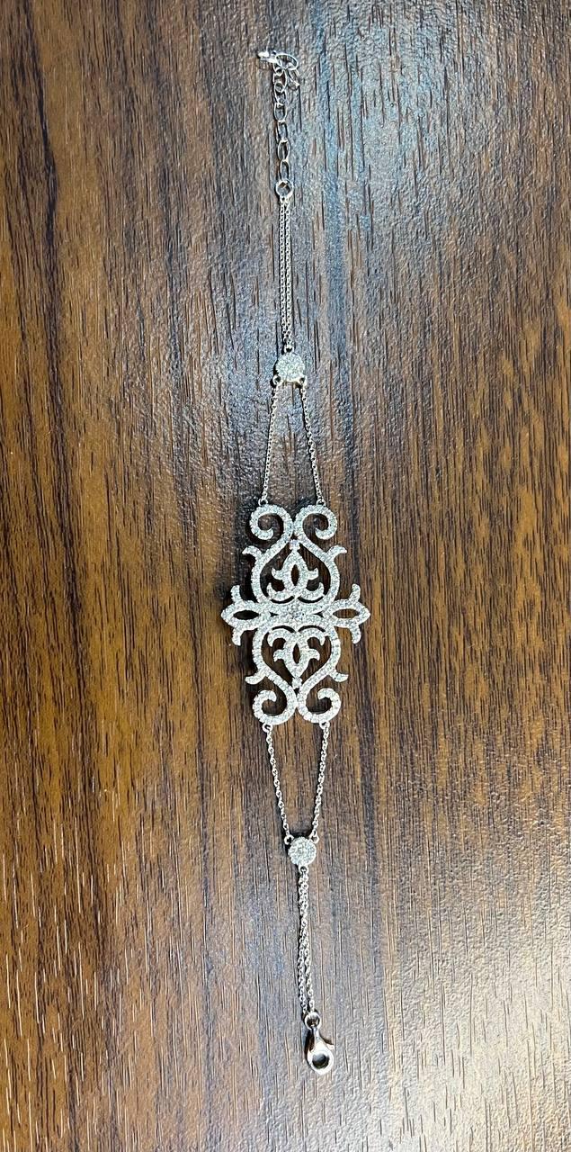 Diamonds Scroll Symbol Motifs Emblem 18K White Gold Statement Chain Bracelet