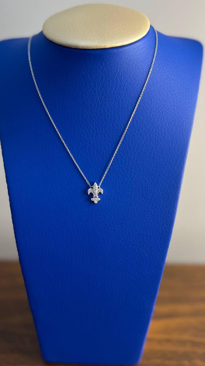 Fleur-de-lis Symbol Lily Floral Flower Diamond Motif White Gold Pendant Necklace