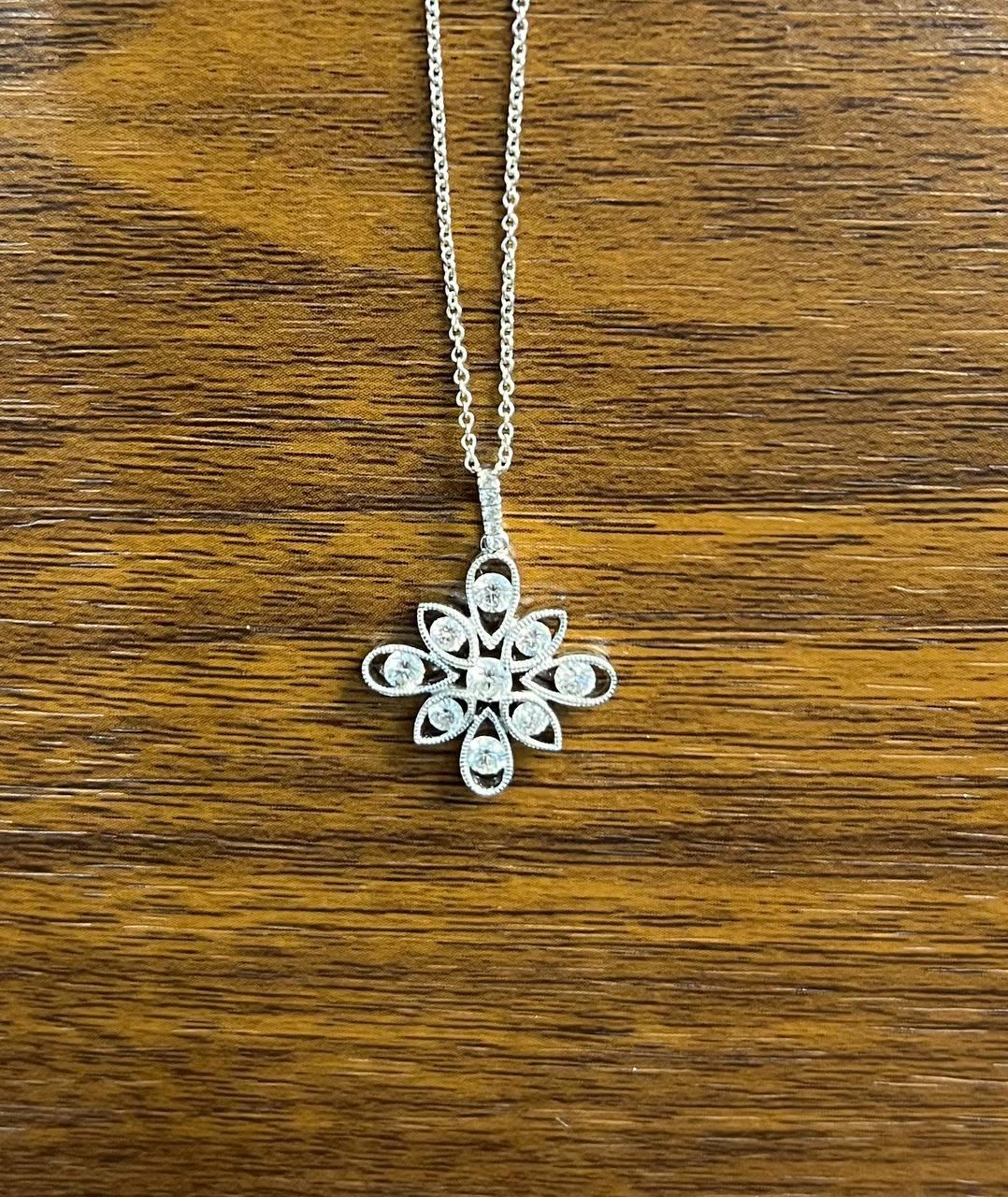 Diamond Snowflake Floral Flower Symbol Motif White Gold Pendant Chain Necklace