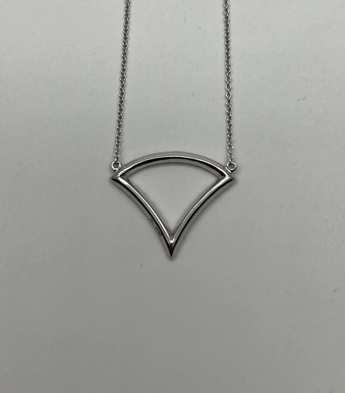 Diamond Halo Set Triangle Symbol Motif 18K White Gold Pendant Chain Necklace