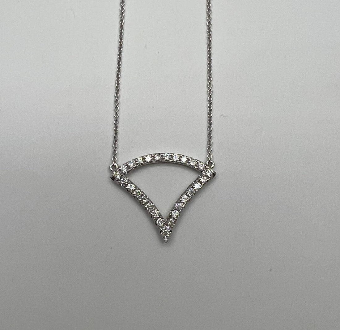 Diamond Halo Set Triangle Symbol Motif 18K White Gold Pendant Chain Necklace