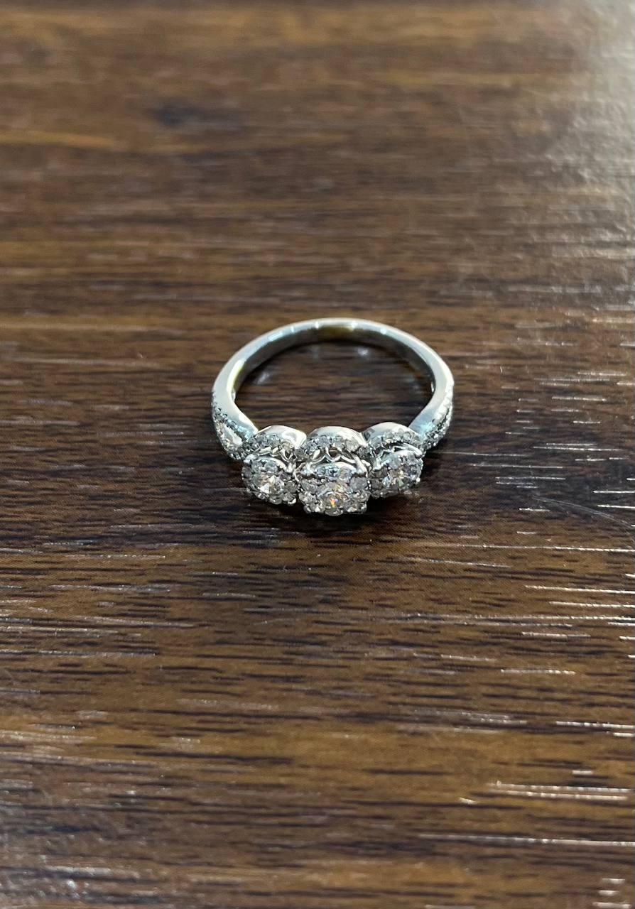 Diamonds Pave Set Round Cluster Halo 14K White Gold Statement Three Stone Ring