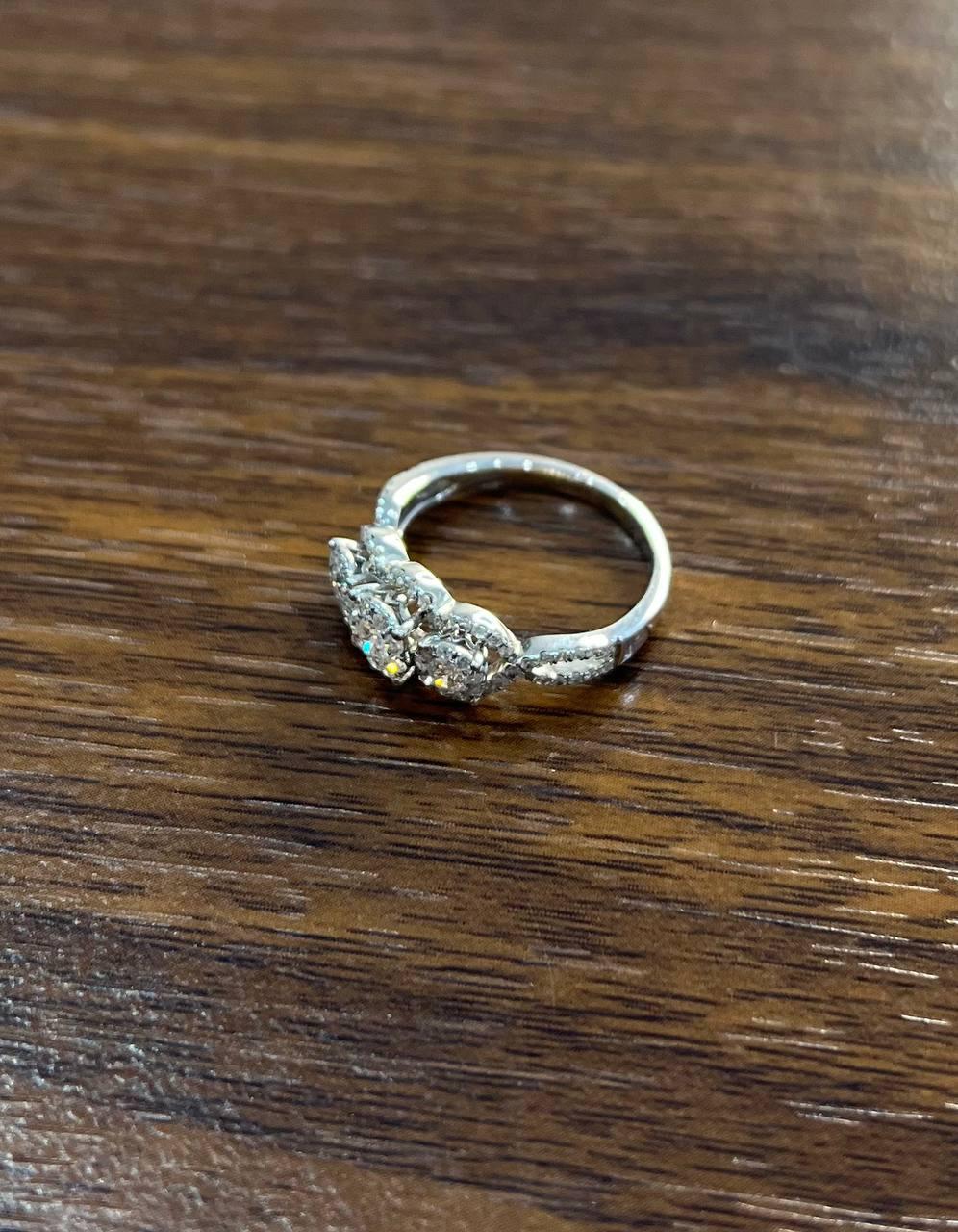 Diamonds Pave Set Round Cluster Halo 14K White Gold Statement Three Stone Ring