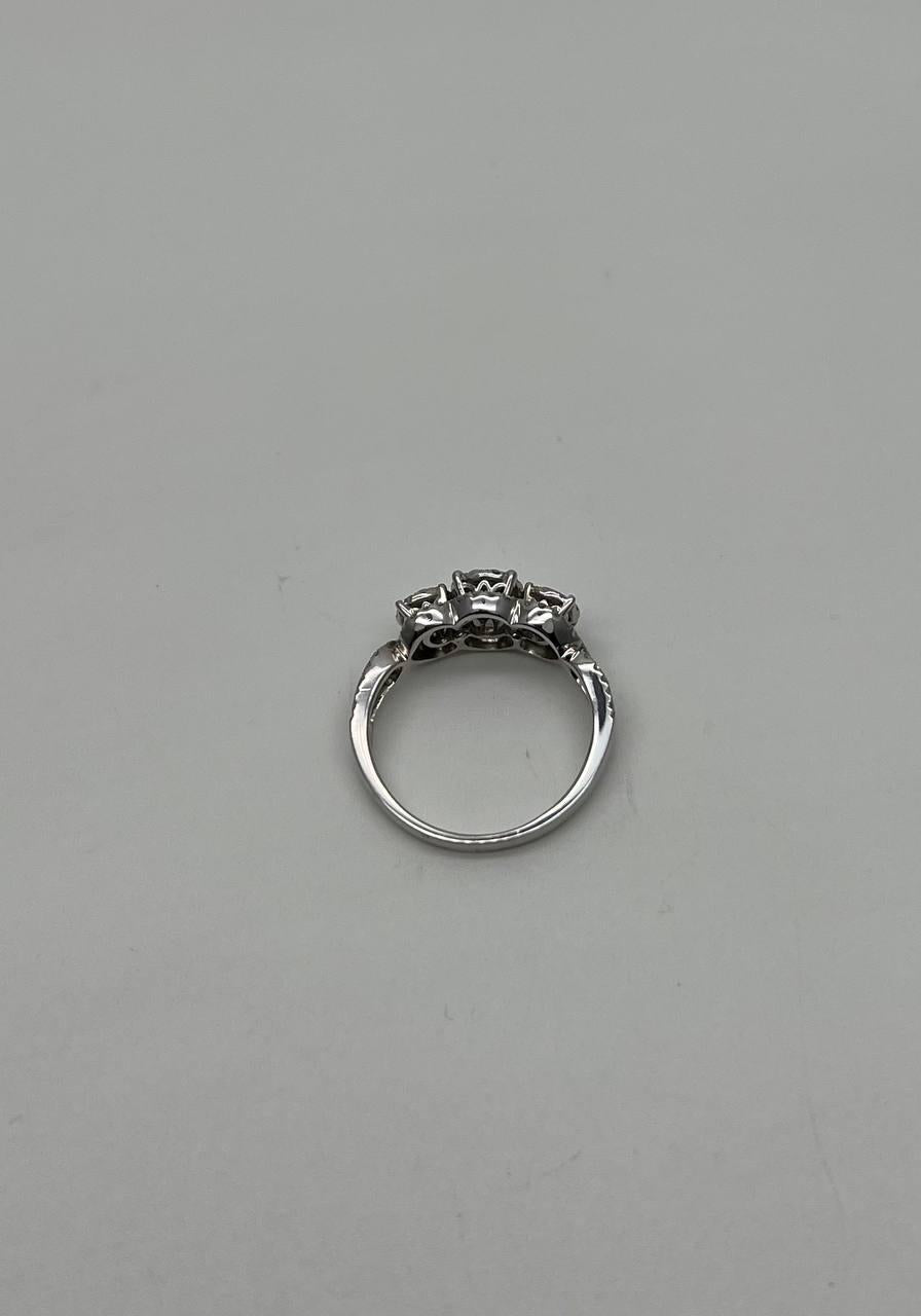 Diamonds Pave Set Round Cluster Halo 14K White Gold Statement Three Stone Ring