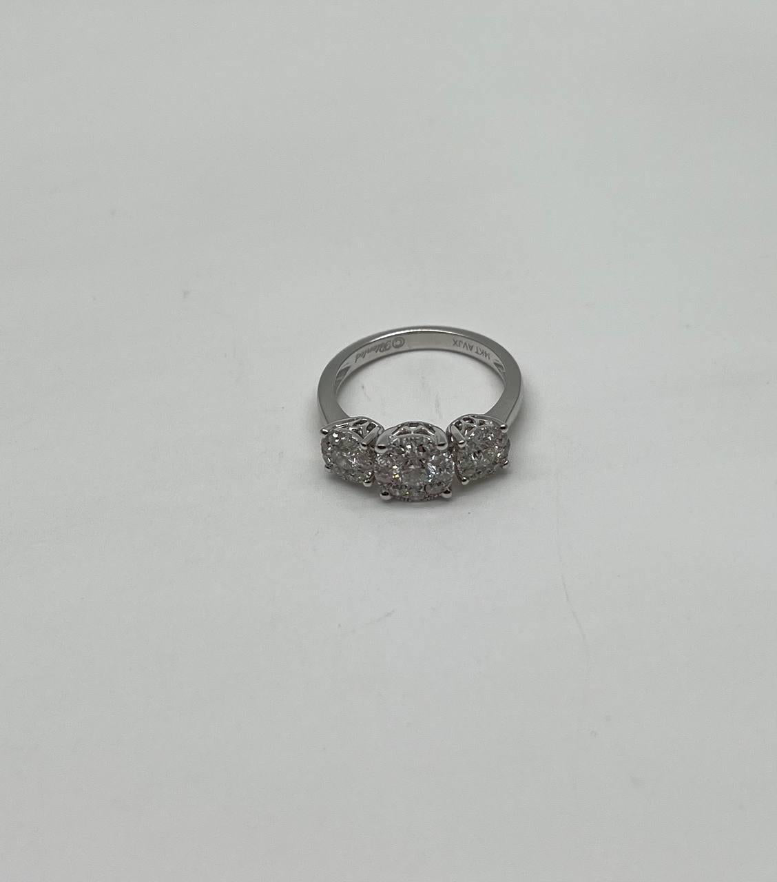 Diamonds Pave Set Round Cluster Halo 14K White Gold Statement Three Stone Ring