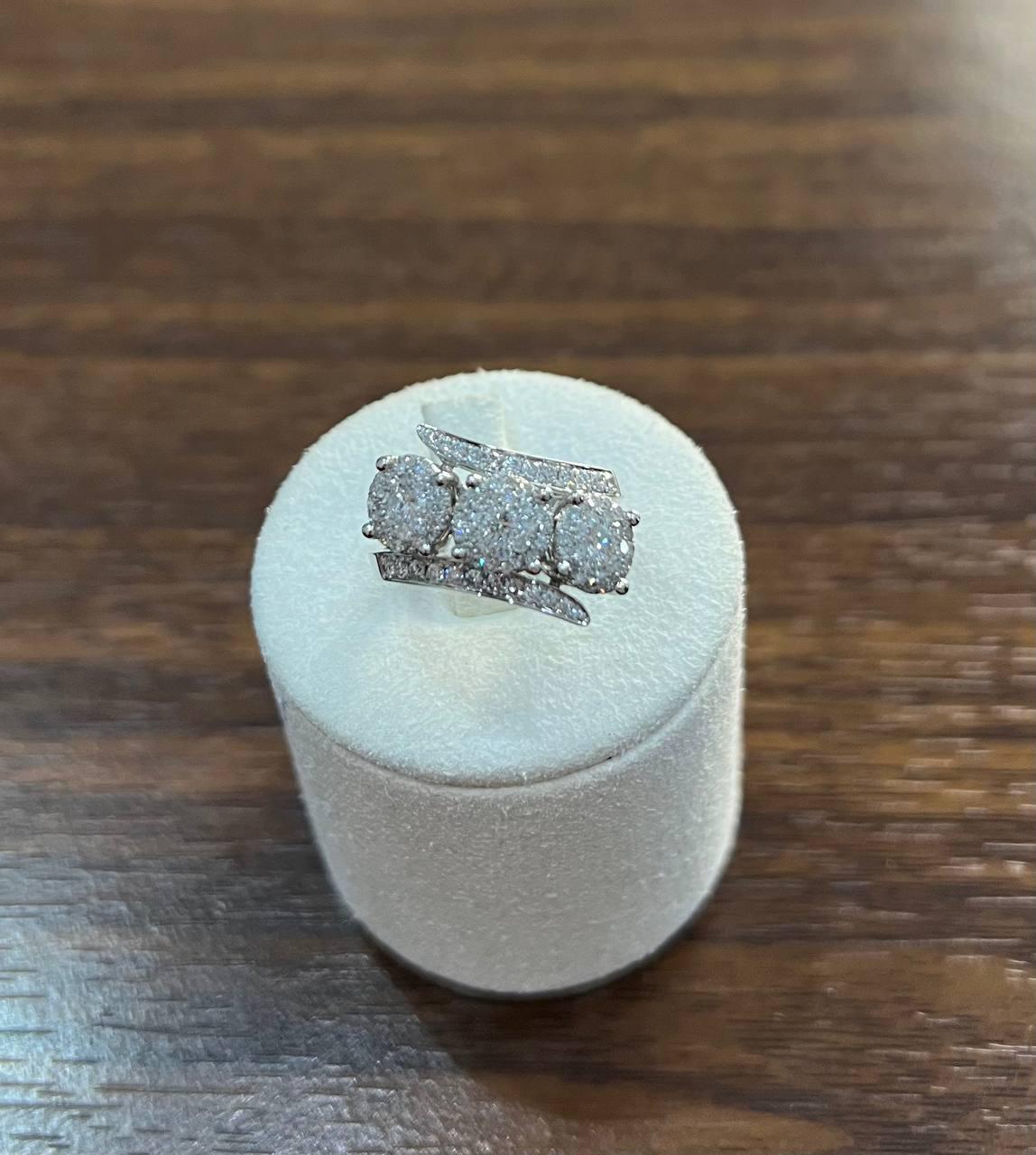 Diamonds Pave Set Round Cluster Halo 14K White Gold Statement Three Stone Ring