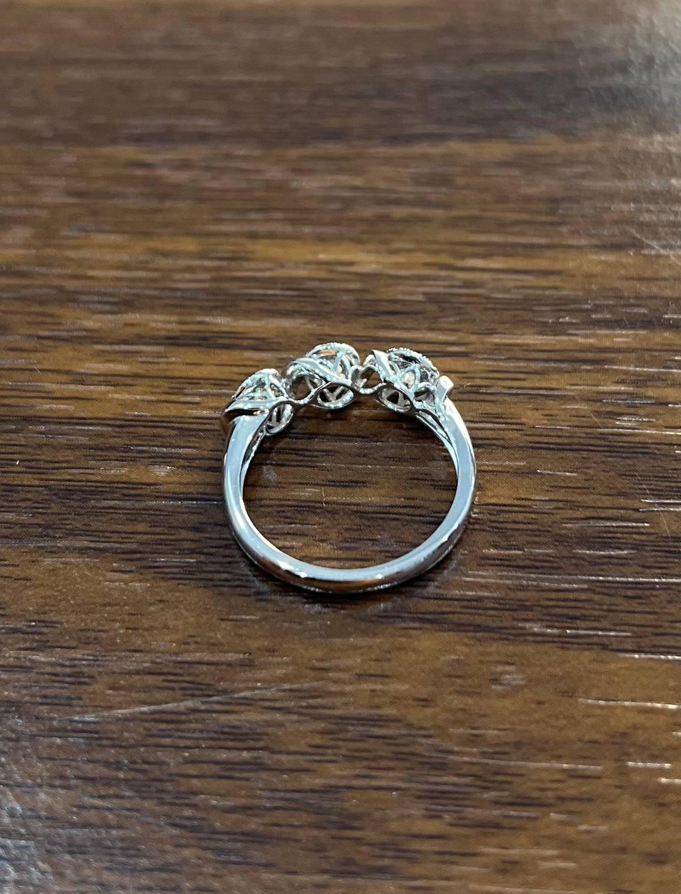 Diamonds Pave Set Round Cluster Halo Set White Gold Statement Three Stone Ring