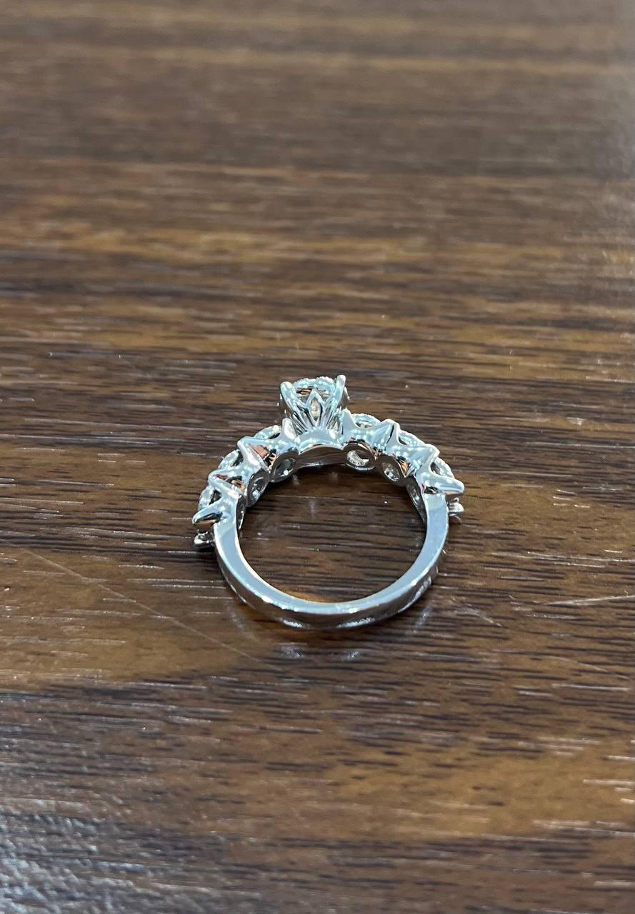 Diamonds Pave Set Cluster Halo Set 14K White Gold Statement Ring
