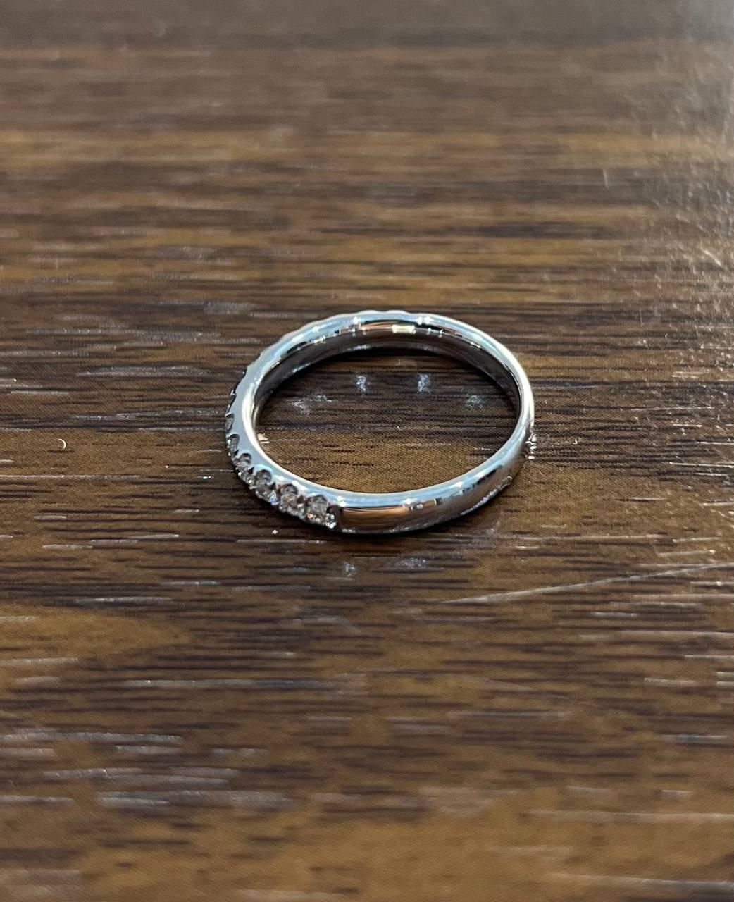 Classic Inset Round Brilliant Diamond Line 14K White Gold Medium Band Ring