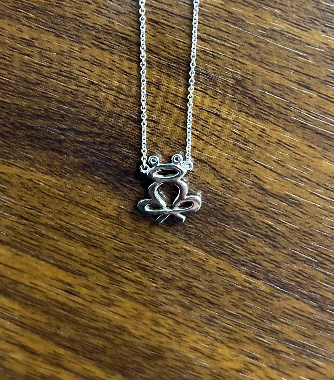 Frog Symbol Diamonds Halo Motif 18K Karat White Gold Pendant Chain Necklace