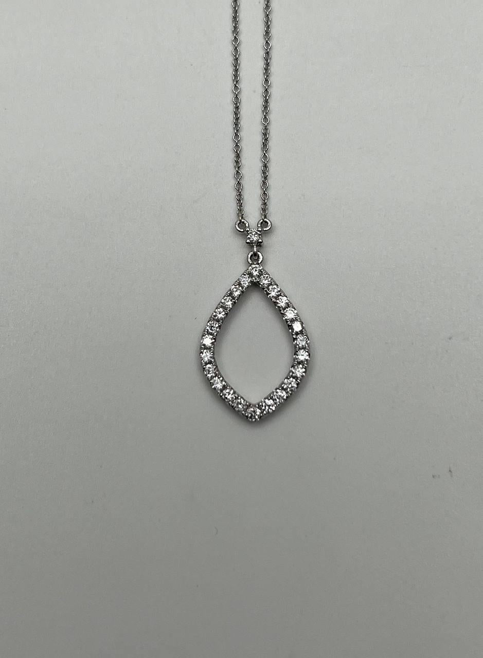 Marquise Oval Shape Rhombus Diamonds Halo Motif 18K White Gold Pendant Necklace