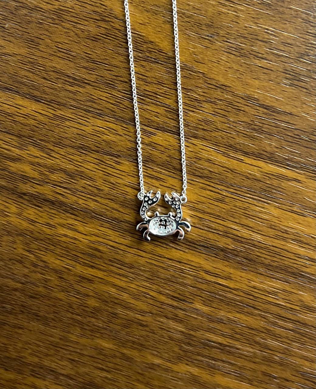 Crab Symbol Motif Diamond Halo Set 18K White Gold Chain Animal Pendant Necklace