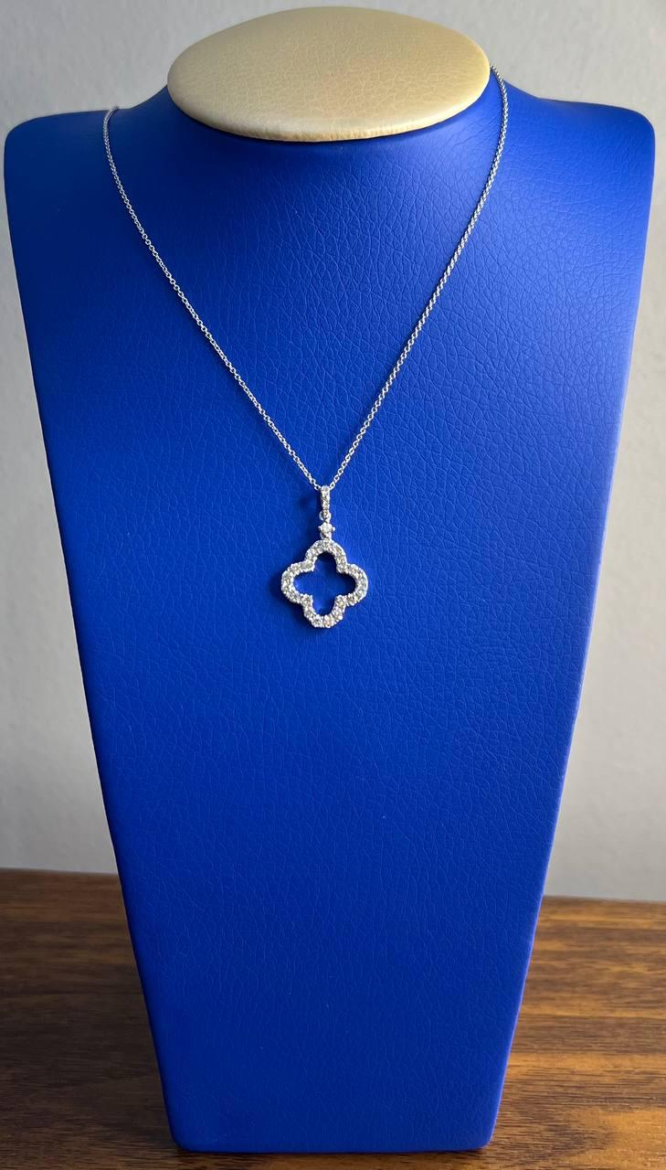 Quatrefoil Lucky Alhambra Clover Diamonds Halo Motif White Gold Pendant Necklace