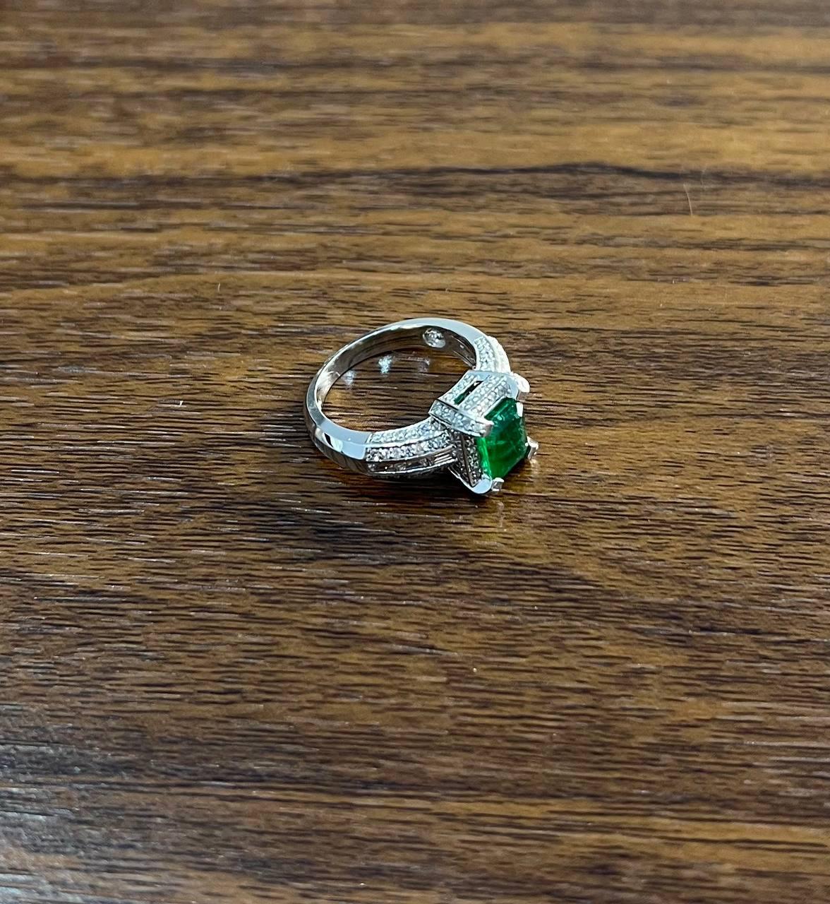 Green Emerald & White Diamonds Pave Set 14K White Gold Statement Unique Ring