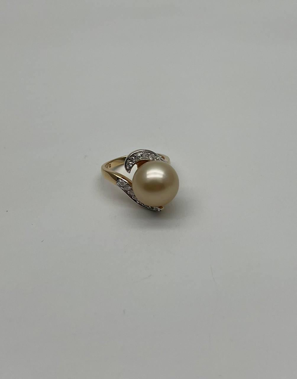 Golden Yellow South Sea Pearl Diamond Spiral Curve14K Yellow Gold Statement Ring