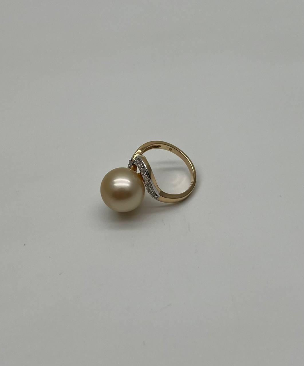 Golden Yellow South Sea Pearl Diamond Spiral Curve14K Yellow Gold Statement Ring