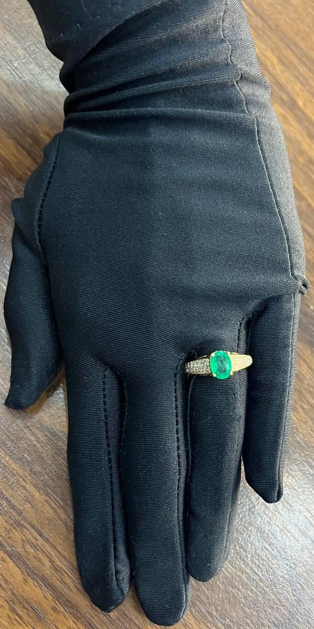 Oval Shape Green Emerald Diamond Pave Set 14K Yellow Gold Classic Ring