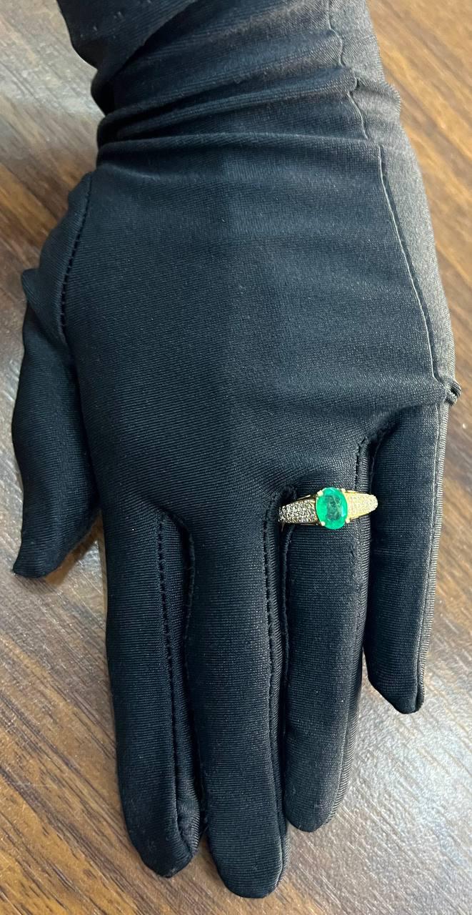 Oval Shape Green Emerald Diamond Pave Set 14K Yellow Gold Classic Ring