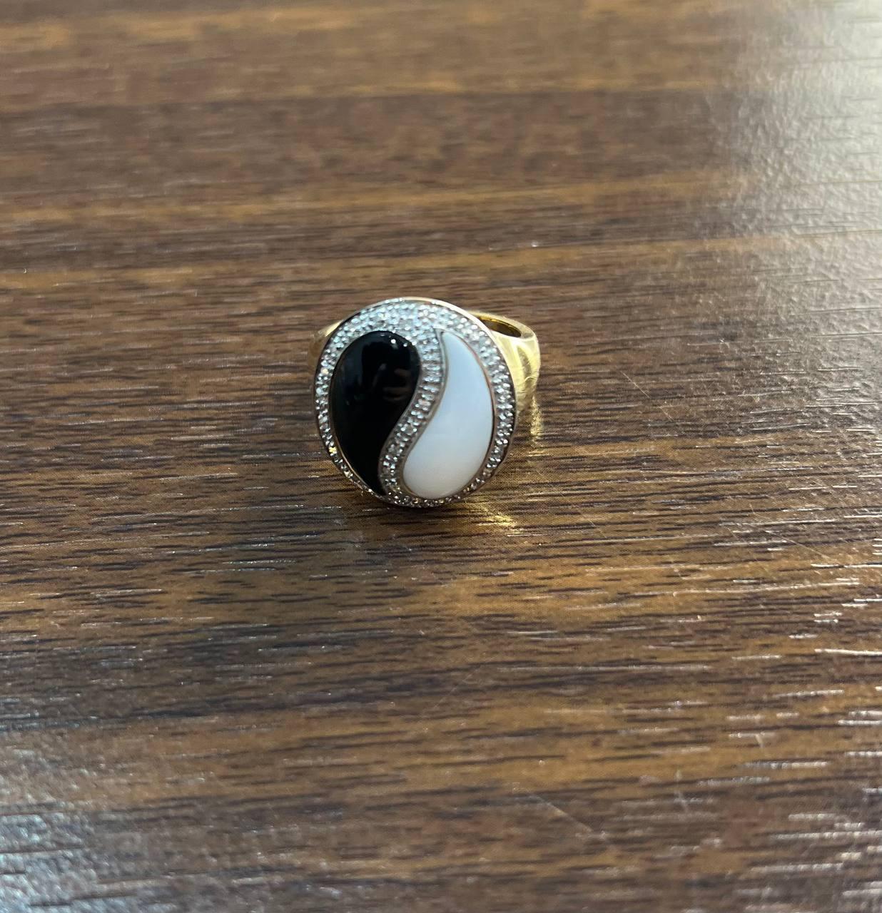 Black Onyx White Agate Yin Yang Motif White Diamond Halo 14K Gold Signet Ring