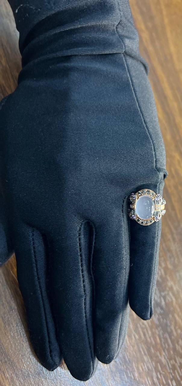Oval Milky White Cabochon Agate Chalcedony Multi-Color Gemstone Gold Ring