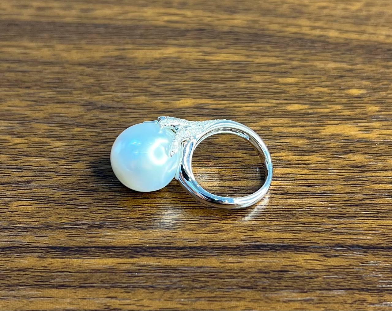 South Sea White Pearl Diamonds Pave Set 18K White Gold Statement Classic Ring