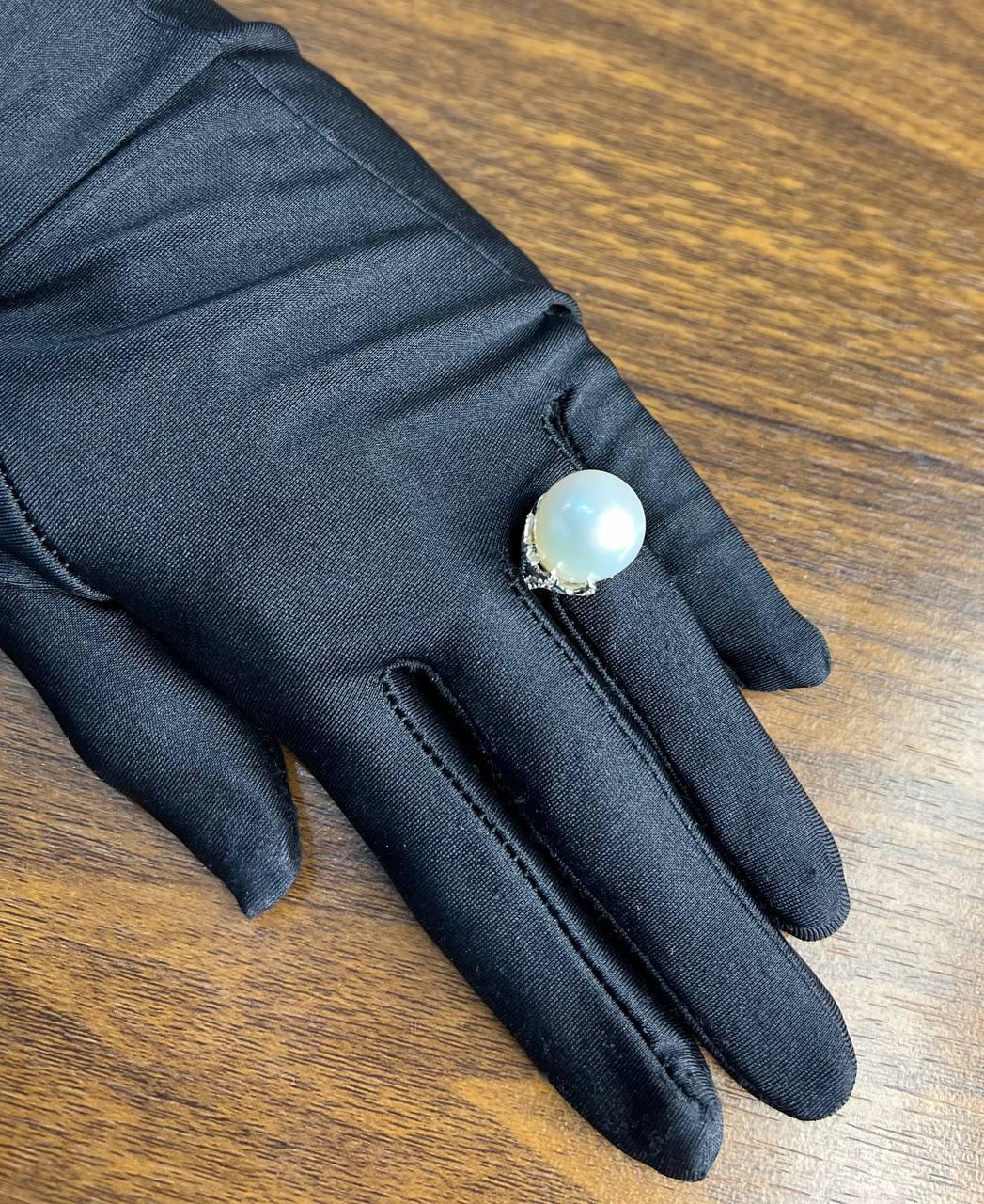 South Sea White Pearl Diamonds Pave Set 18K White Gold Statement Classic Ring