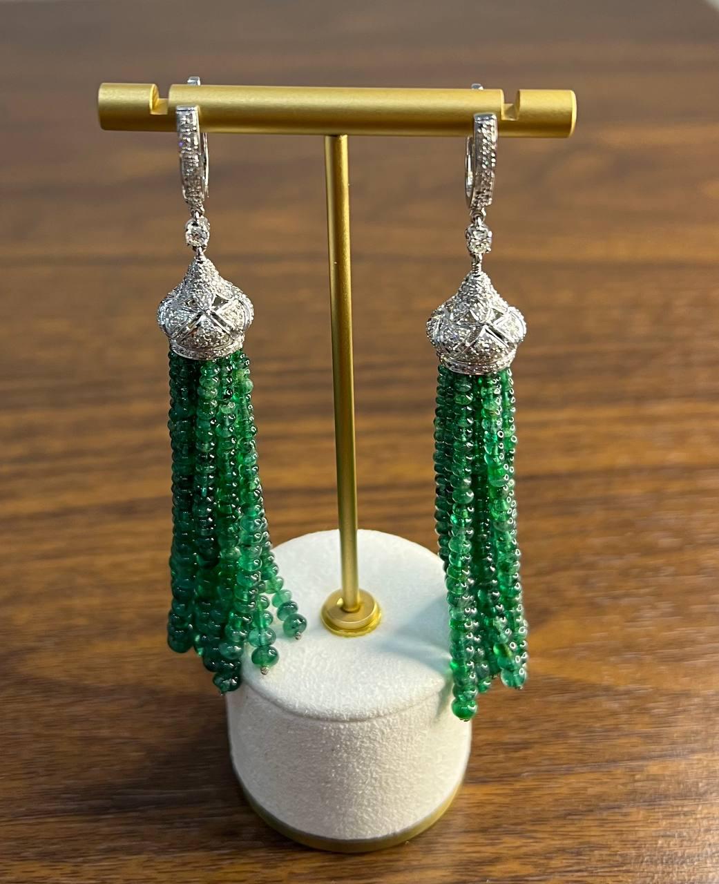 Emerald Bead Chandelier Drop White Diamond 18 Karat White Gold Earrings