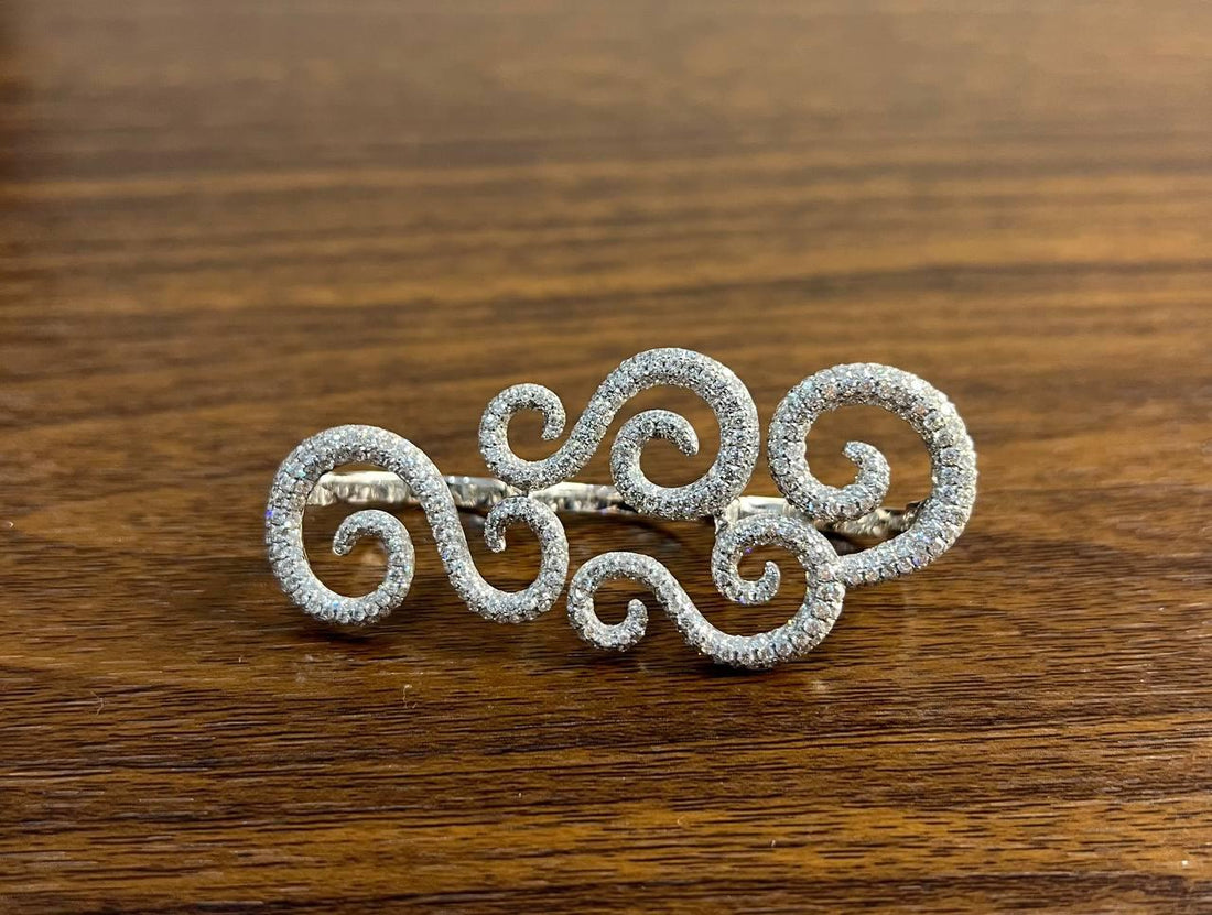 Full Finger Hand White Brilliant Diamond Knuckle 18K White Gold Statement Ring