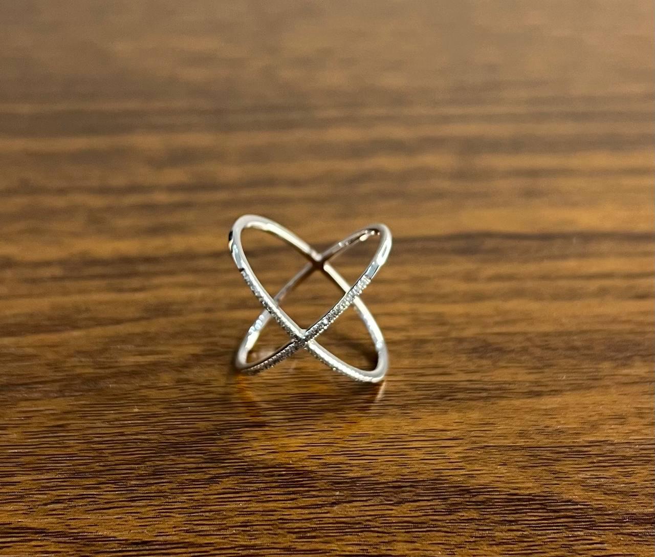 White Diamond Brilliant Criss Cross X Statement 14 Karat White Gold Fashion Ring