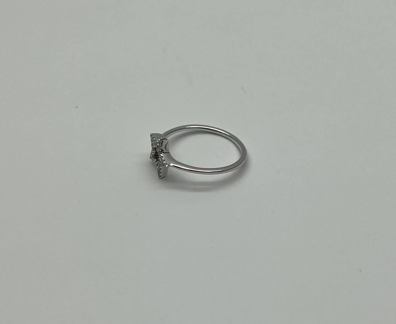 Star White Diamond Brilliant 14K White Gold Dainty Fun Statement Minimalist Ring