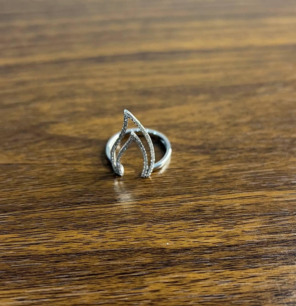 Flame Fire Geometric Triangle Cut White Diamond 14 Karat White Gold Ring